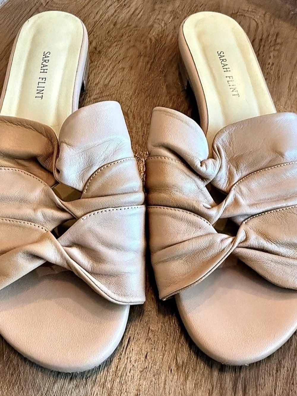 Sarah Flint Arabesque Slide Ruched Bow Mules Two Tone Caramel EU 41